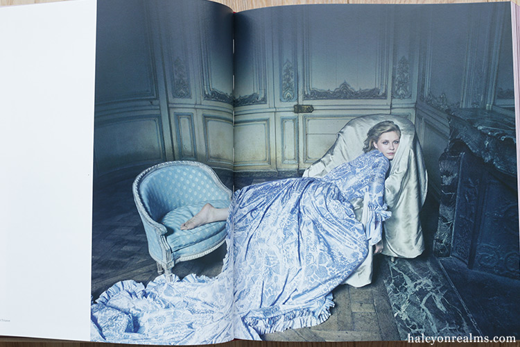 Wonderland - Annie Leibovitz Photography Book Review